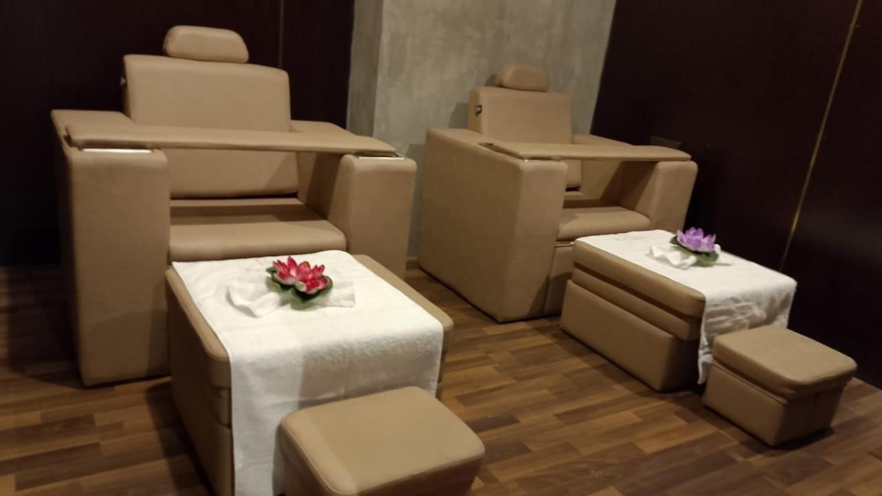 Hotel Noorjahan Grand Силхет Экстерьер фото