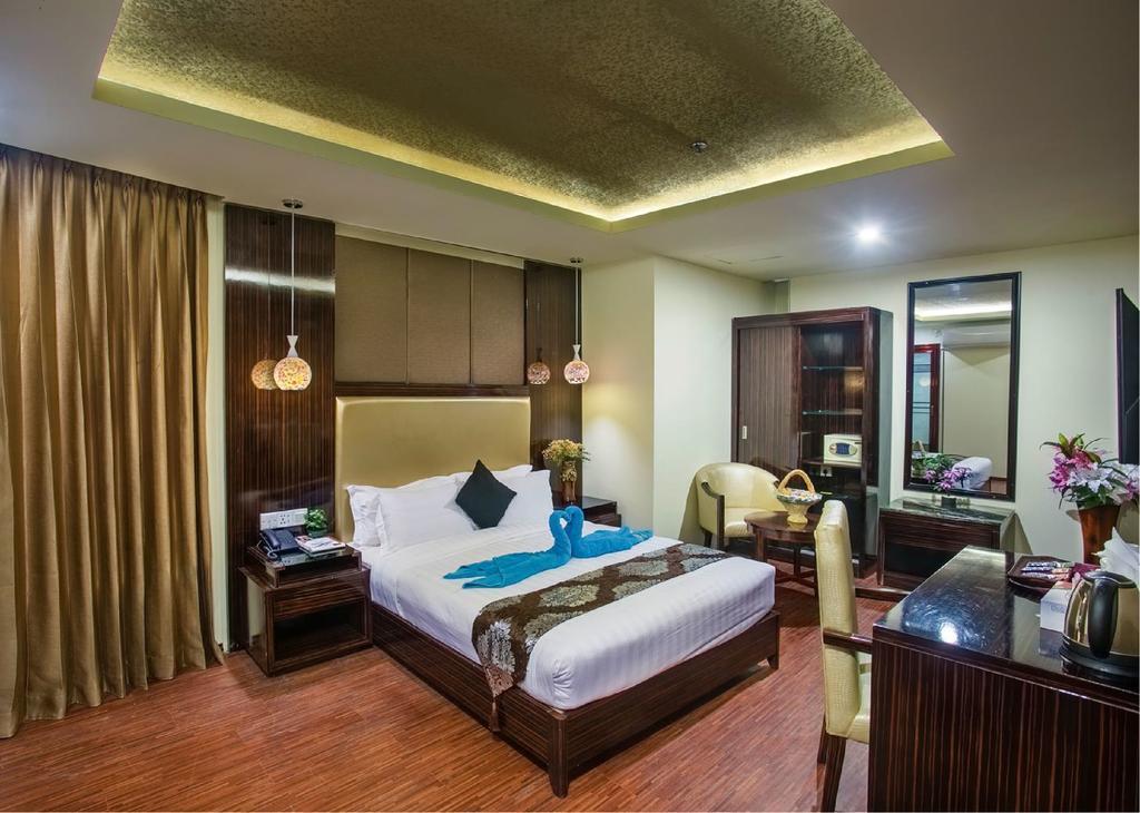 Hotel Noorjahan Grand Силхет Экстерьер фото