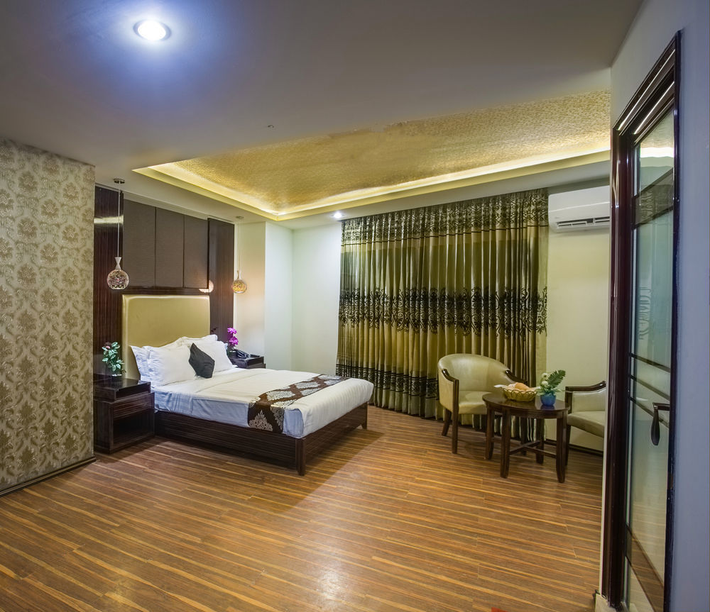 Hotel Noorjahan Grand Силхет Экстерьер фото